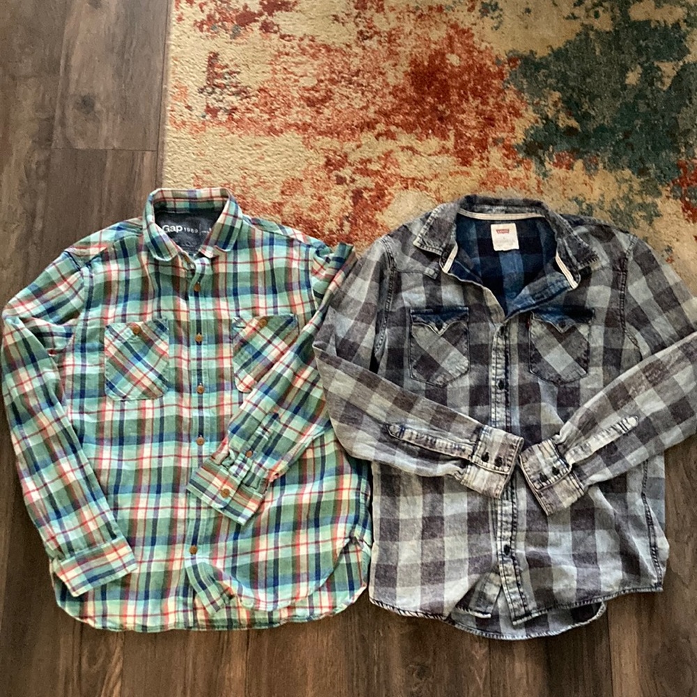 Levi’s and Gap men button down shirts